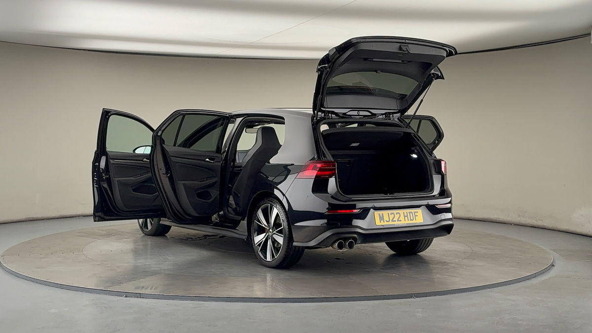 Volkswagen Golf Image 23