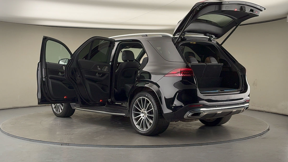 More views of Mercedes-Benz GLE