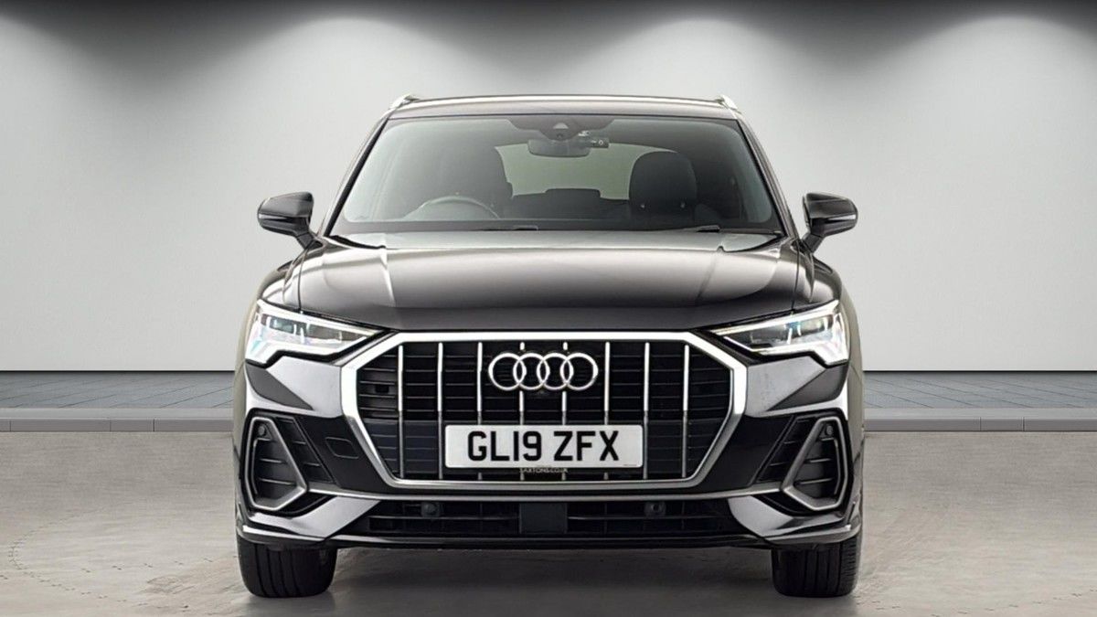 Audi Q3 Image 3