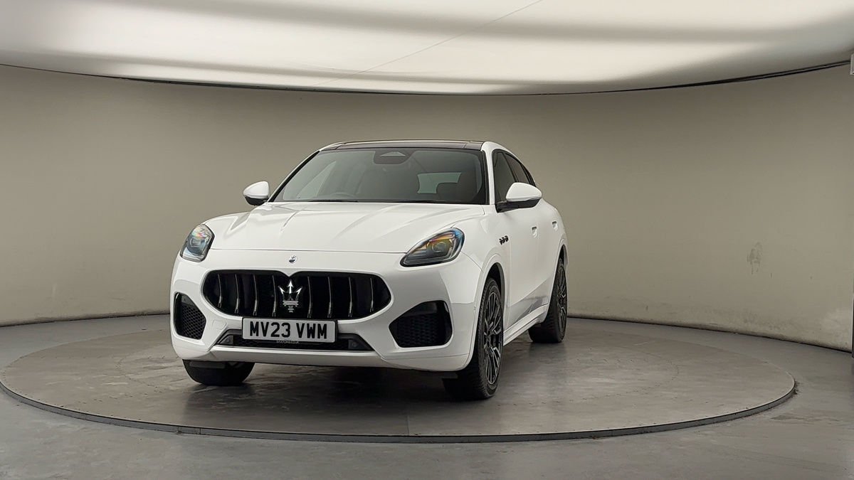 More views of Maserati Grecale