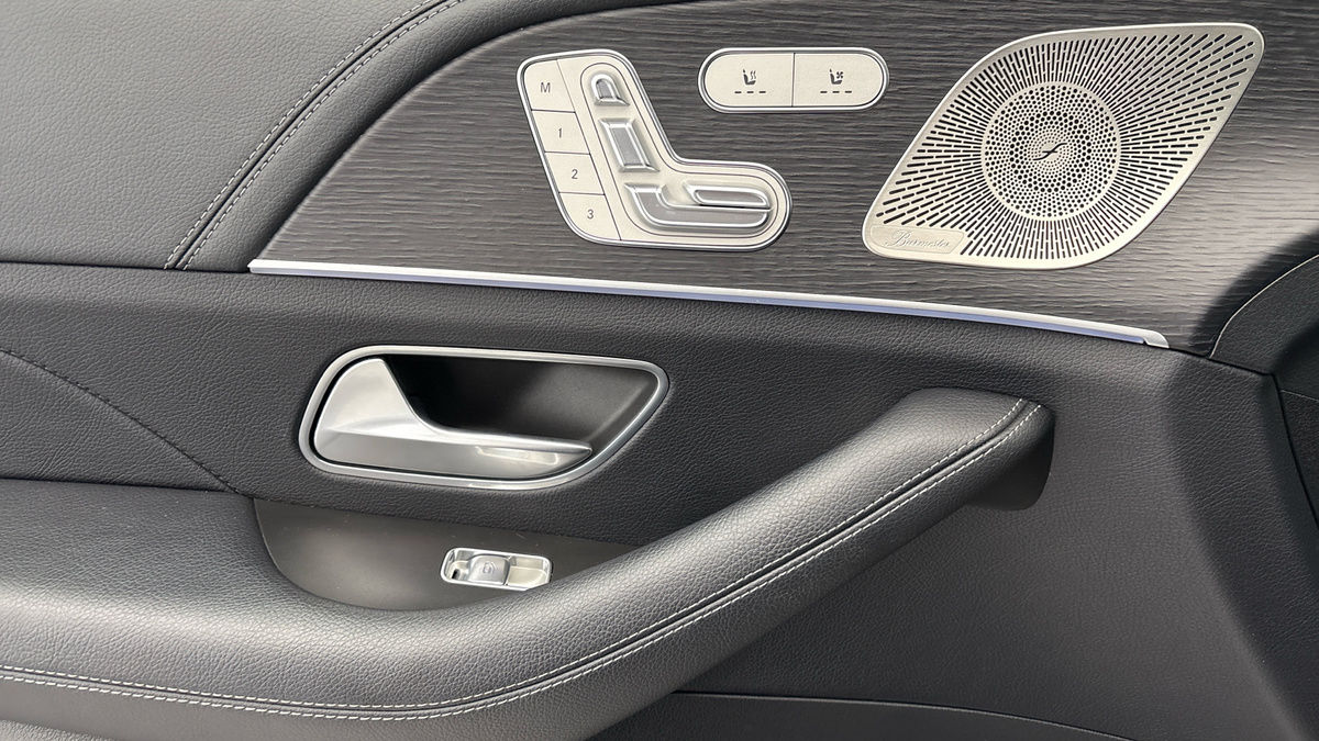 Mercedes-Benz GLS Image 19