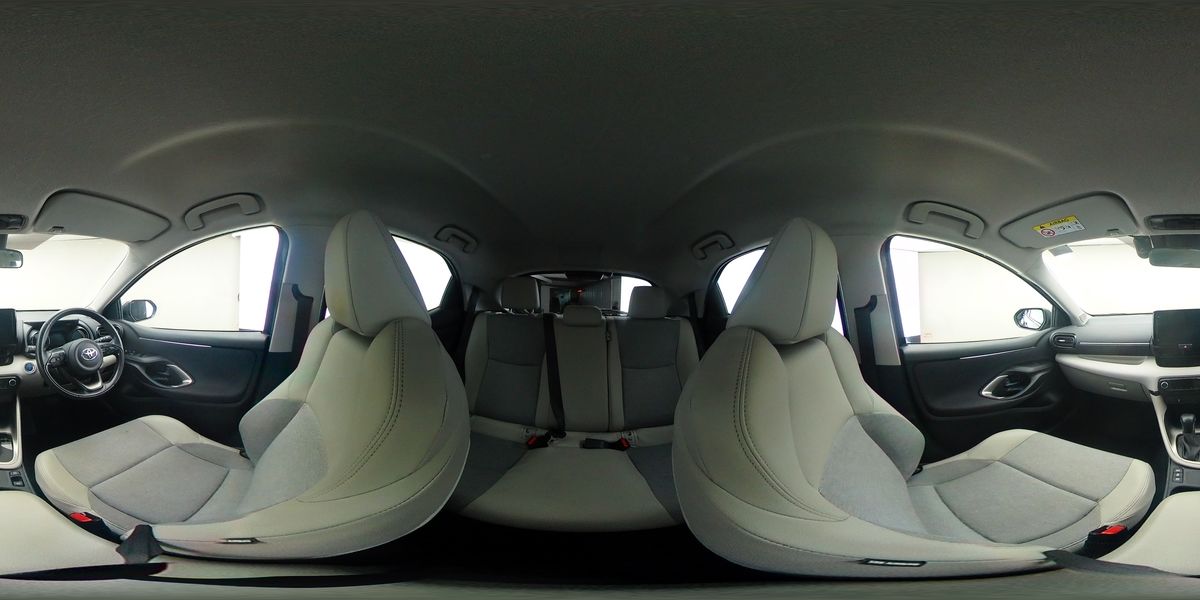 More views of Toyota Yaris