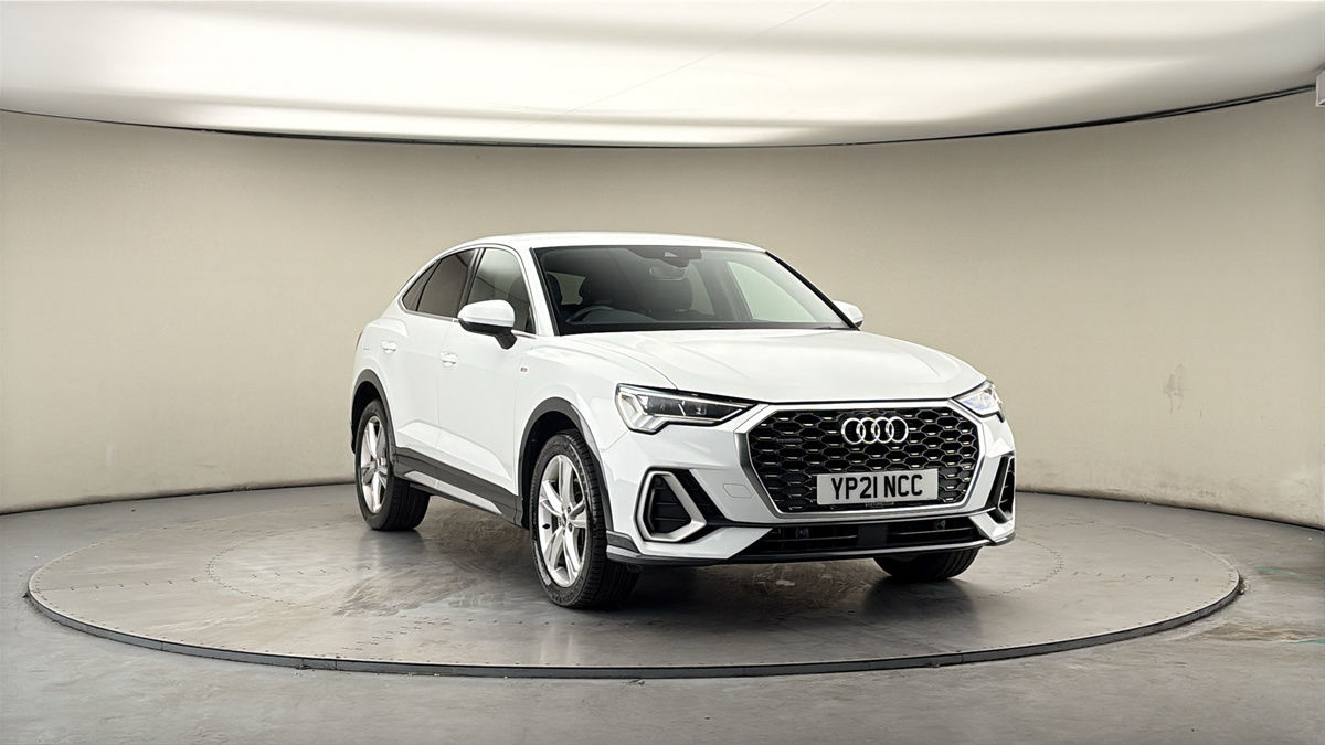 More views of Audi Q3