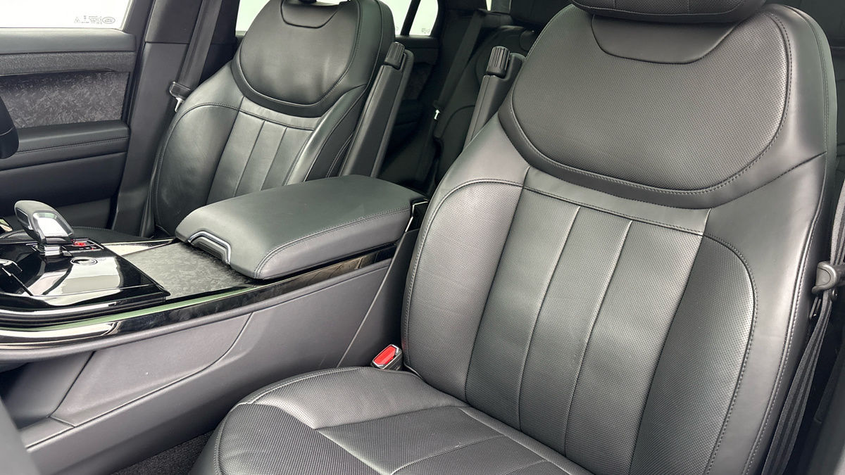 Land Rover Range Rover Sport Image 7
