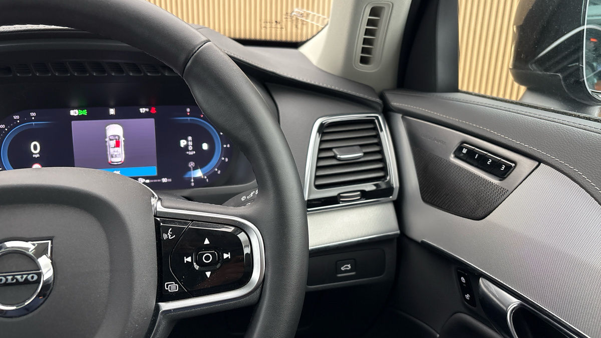 Volvo XC90 Image 14