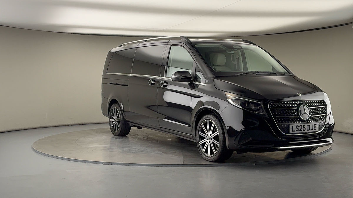 Mercedes-Benz V Class Sticky Header Image