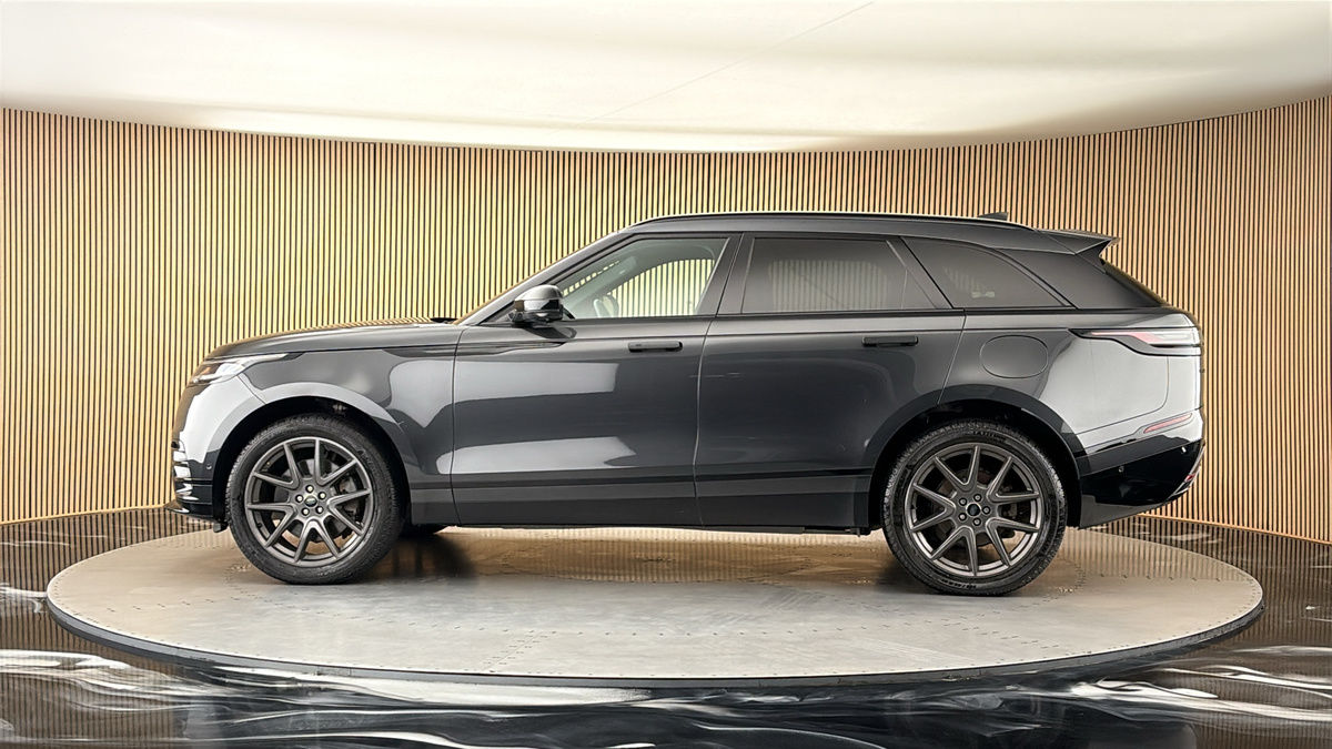 More views of Land Rover Range Rover Velar
