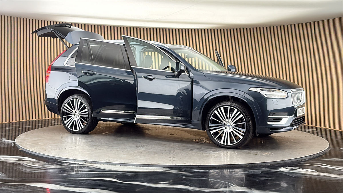 More views of Volvo XC90