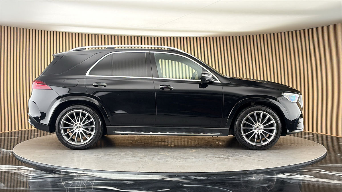 Mercedes-Benz GLE Image 16