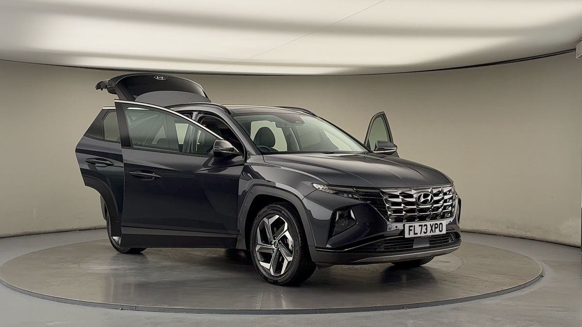 More views of Hyundai TUCSON