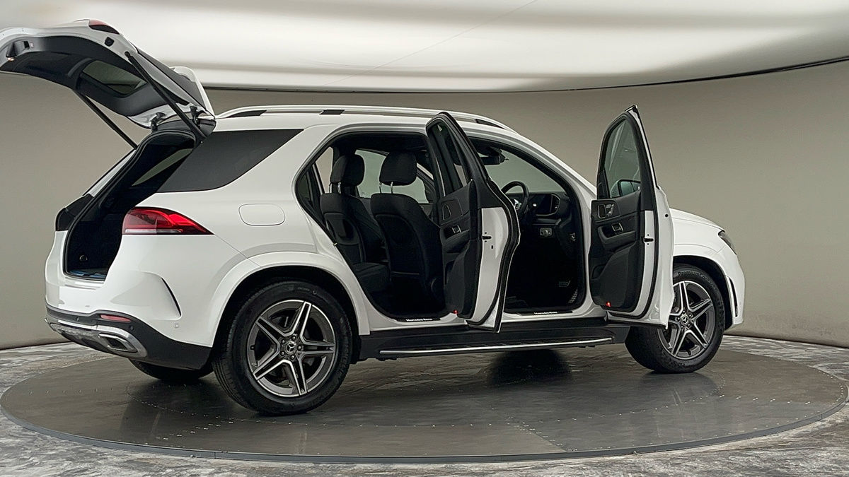 More views of Mercedes-Benz GLE