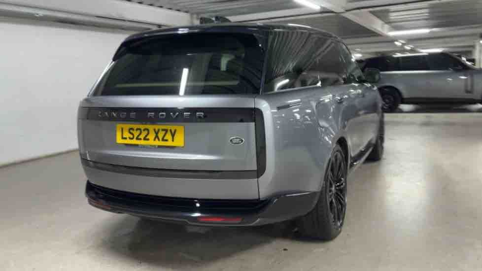 More views of Land Rover Range Rover