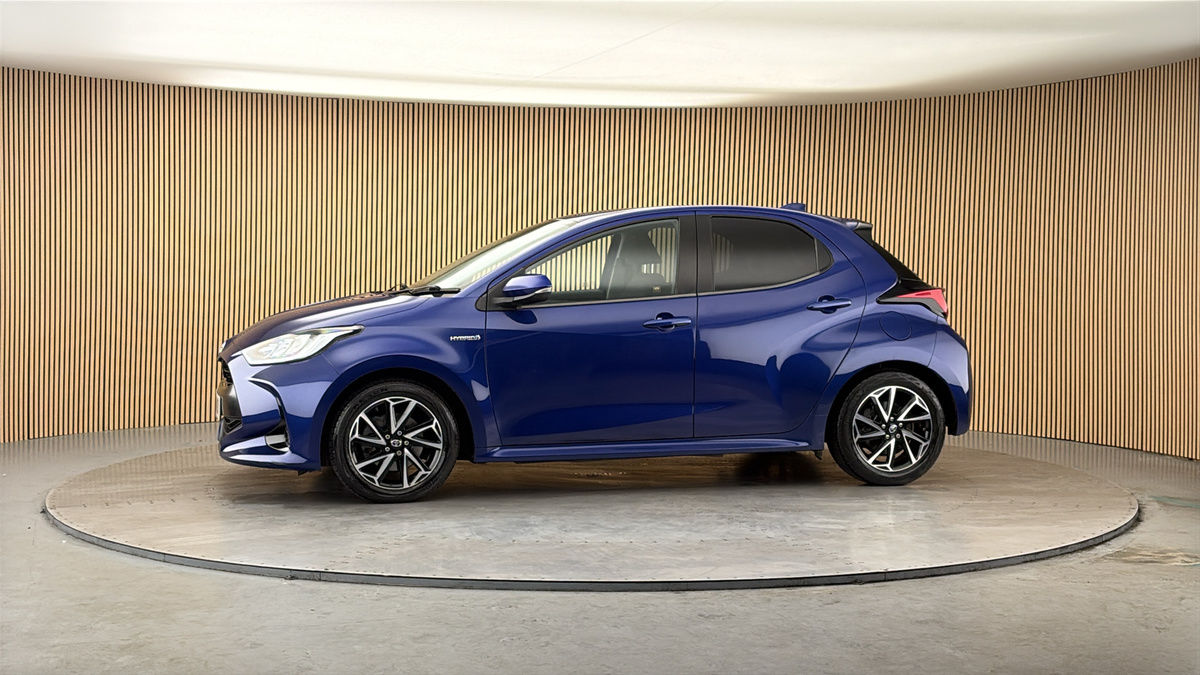 More views of Toyota Yaris