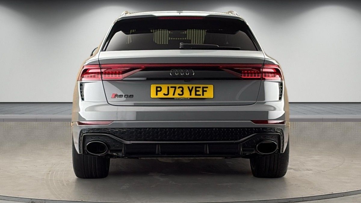 Audi RSQ8 Image 4