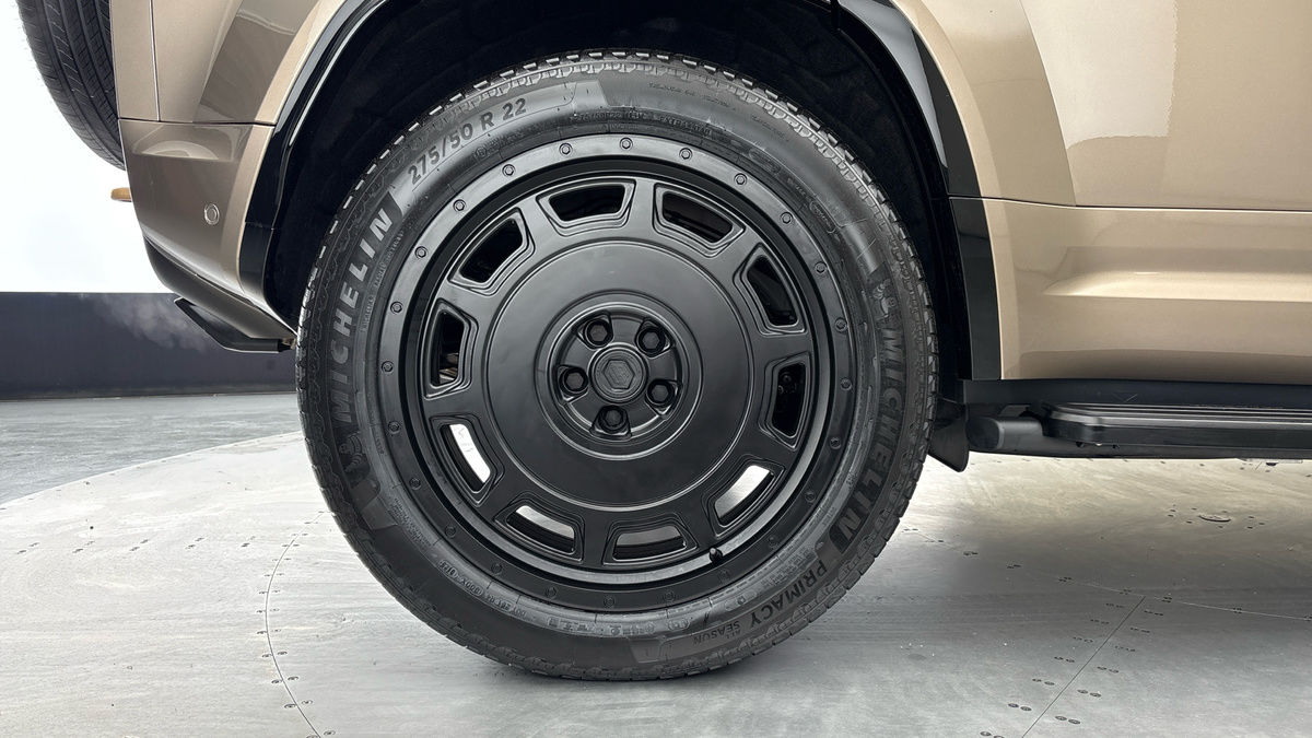 Land Rover Defender 110 Urban Image 10