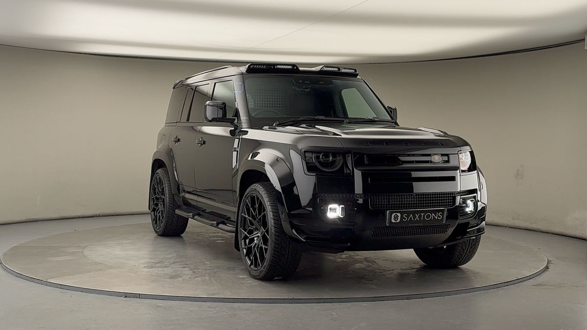 More views of Land Rover Defender 110