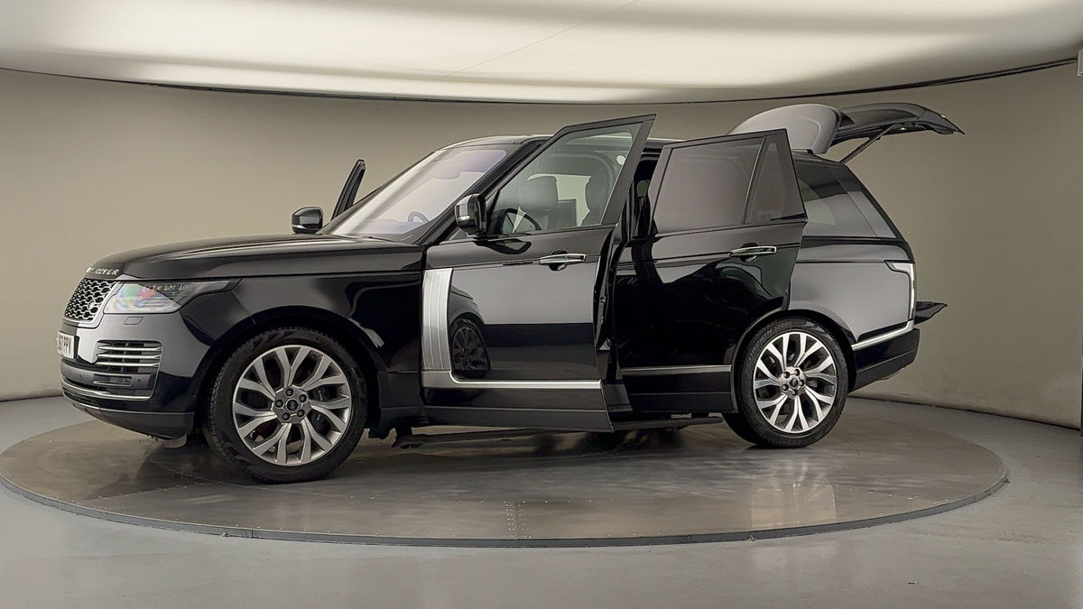 More views of Land Rover Range Rover
