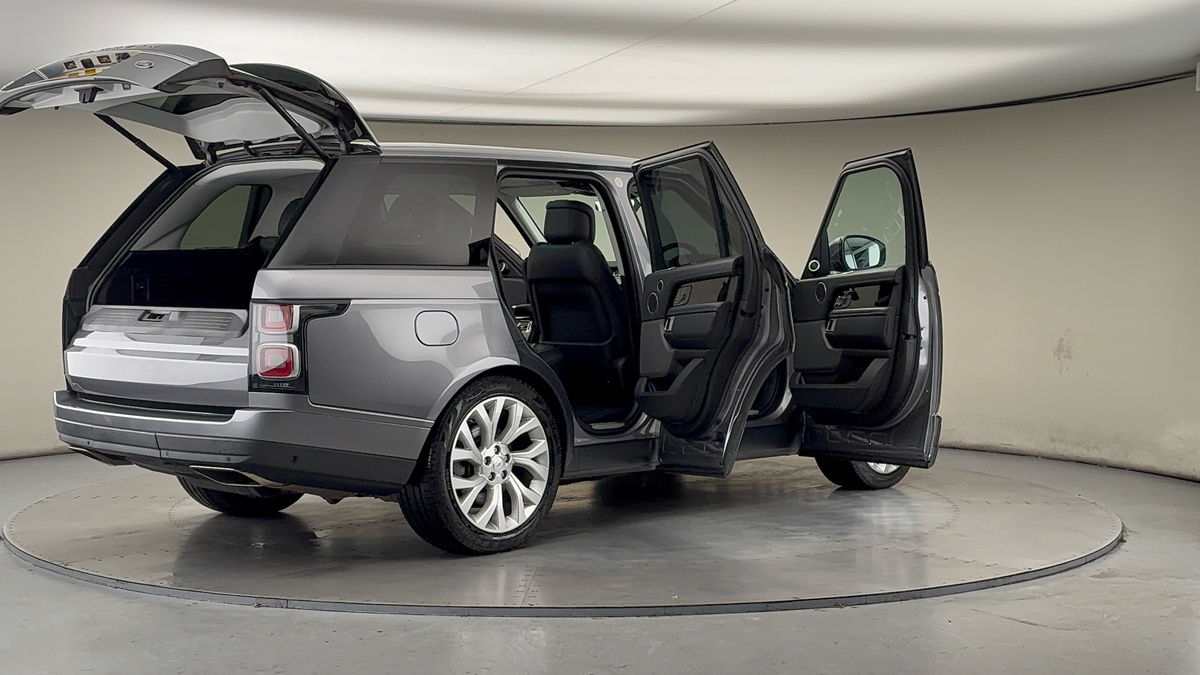 More views of Land Rover Range Rover