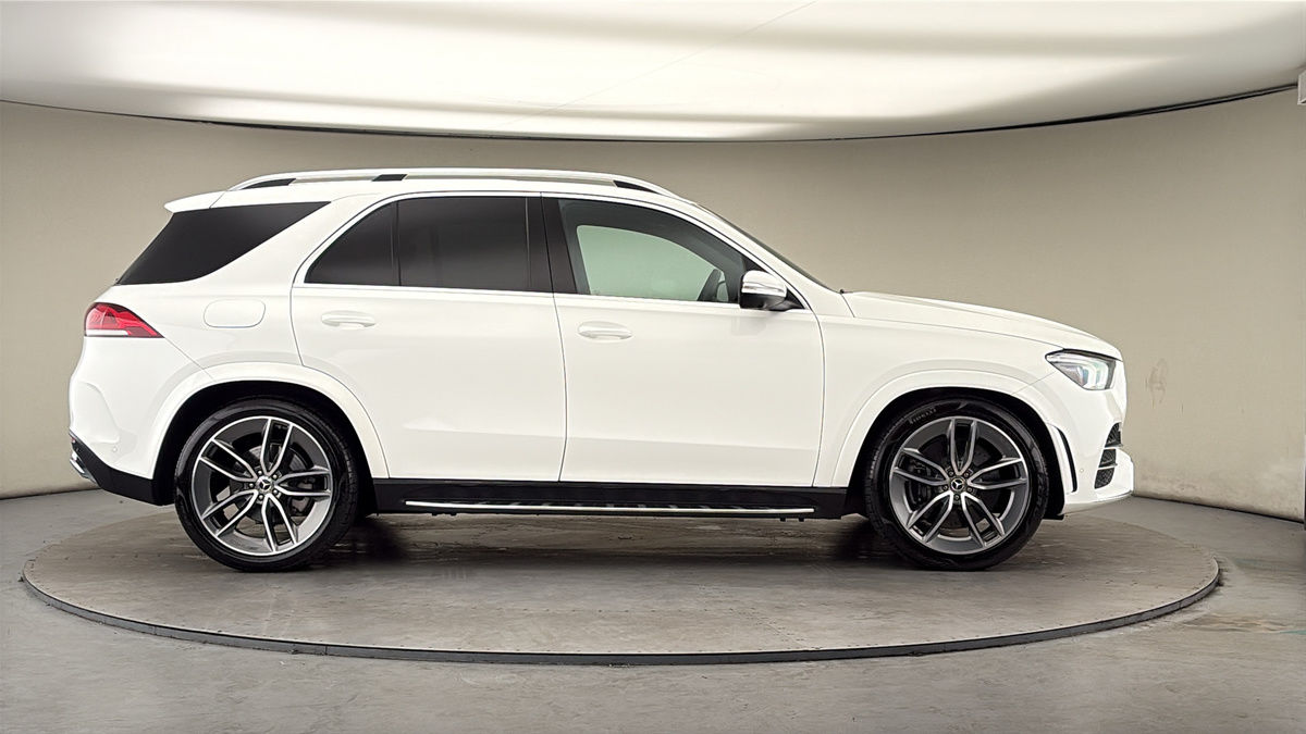 Mercedes-Benz GLE Image 16