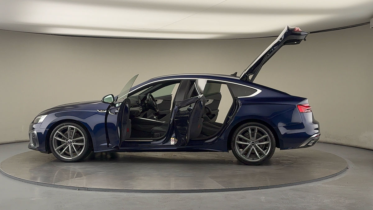 More views of Audi A5