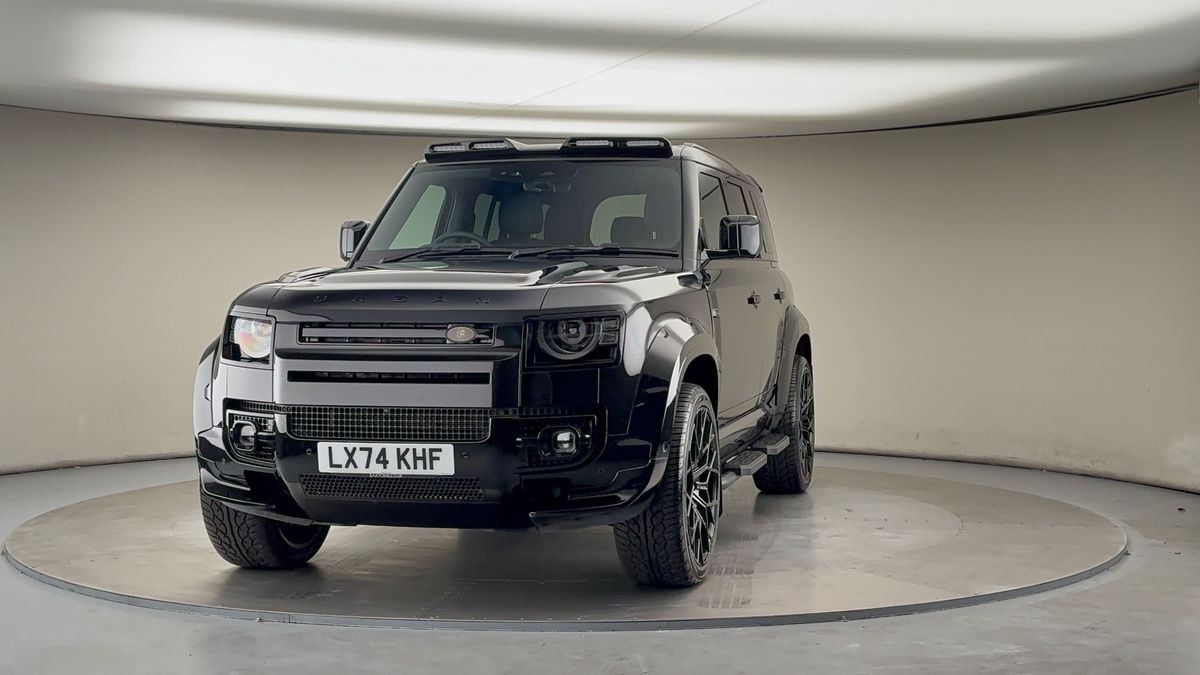 More views of Land Rover Defender 110