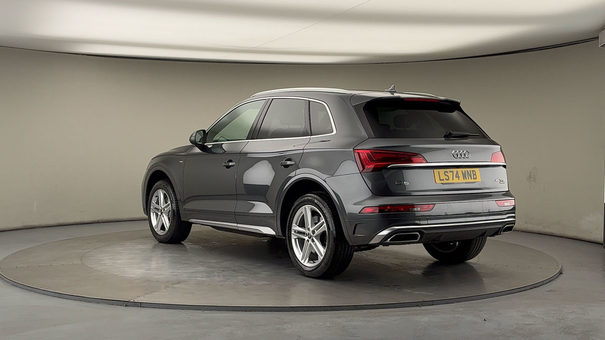 Audi Q5 Image 2