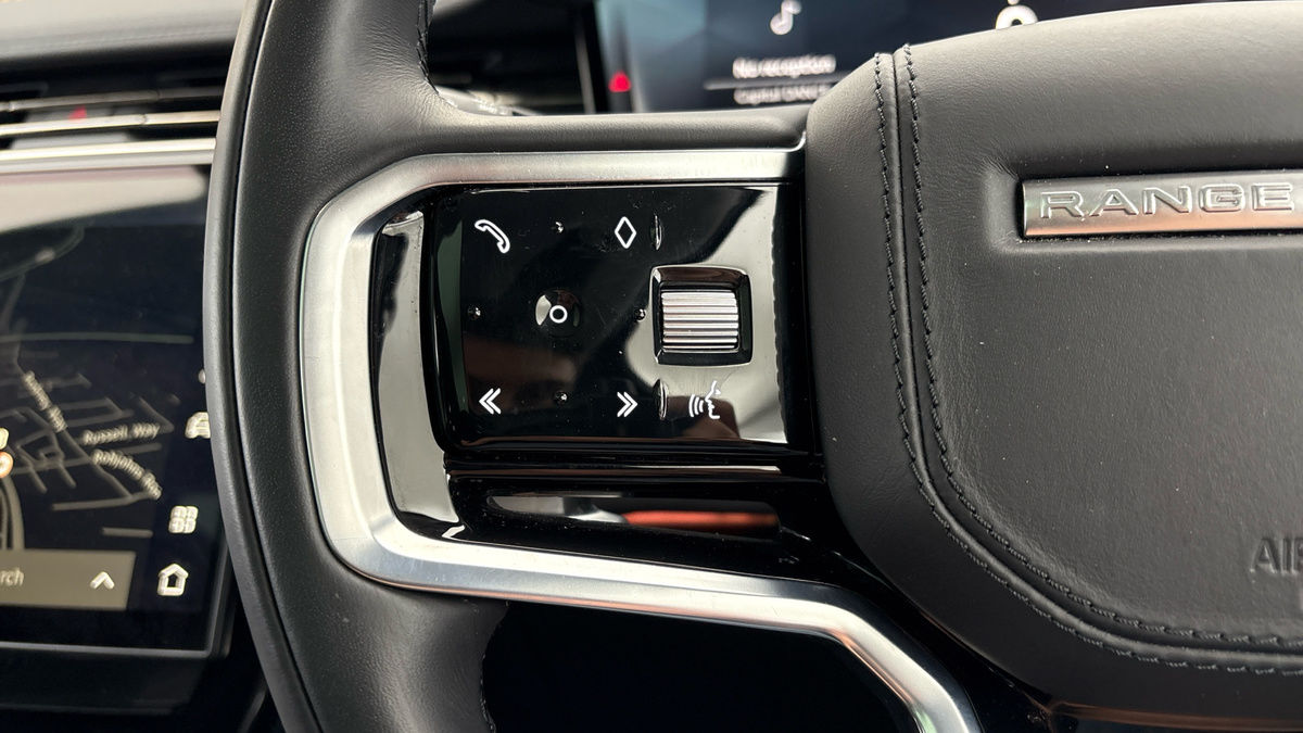Land Rover Range Rover Sport Image 13