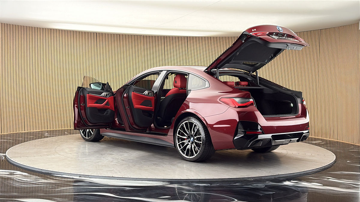 More views of BMW i4