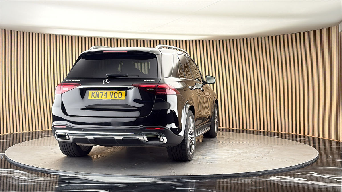 More views of Mercedes-Benz GLE