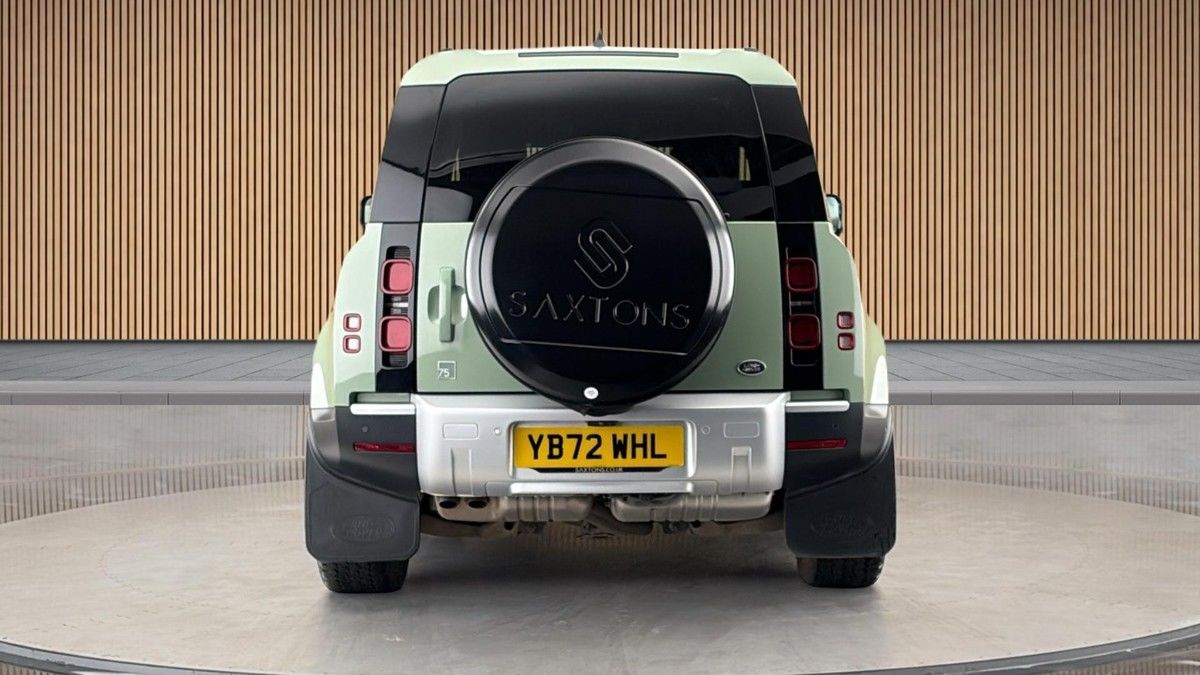 Land Rover Defender 90 Image 4
