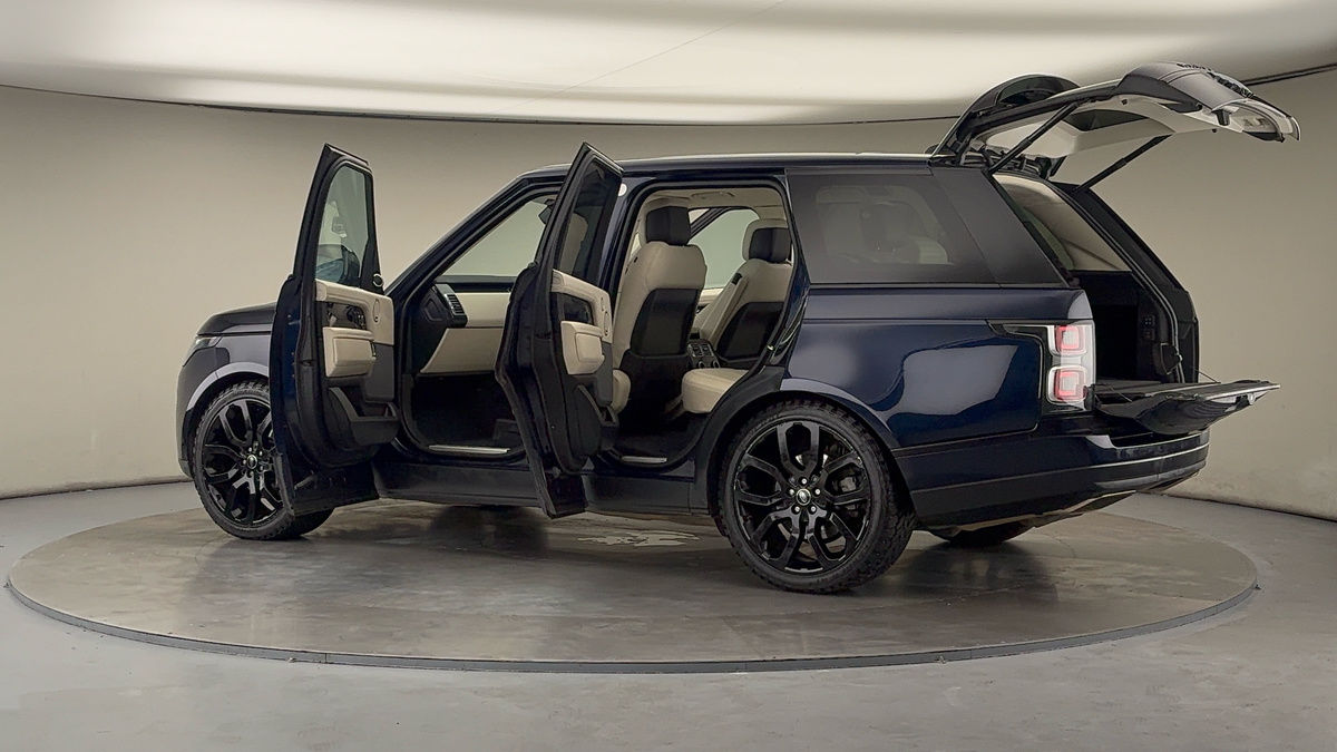 More views of Land Rover Range Rover