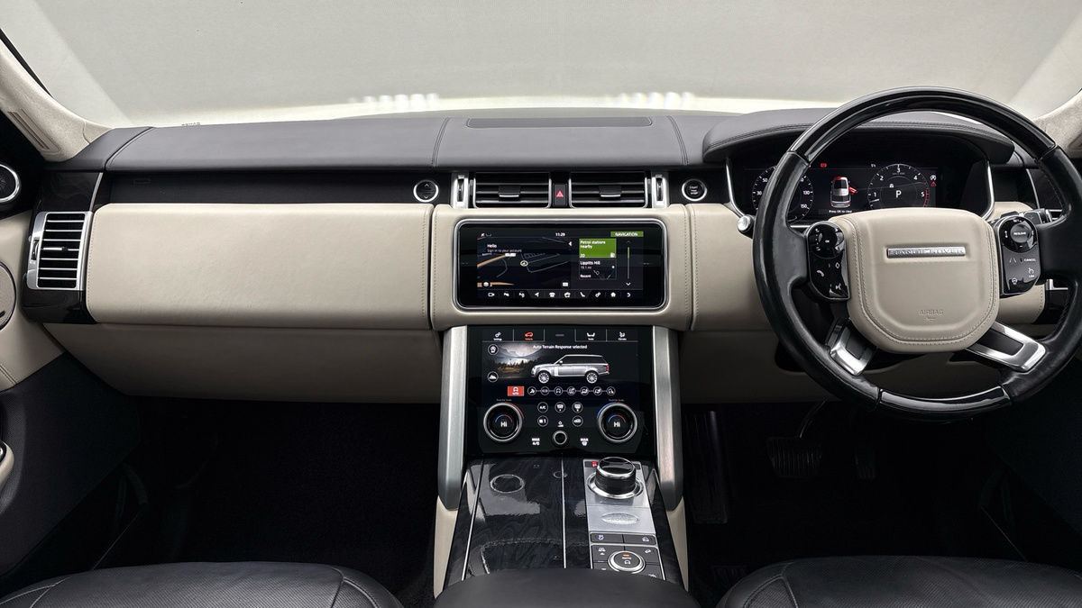 Land Rover Range Rover Image 12