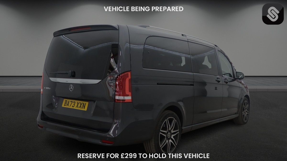 Mercedes-Benz V Class Image 8