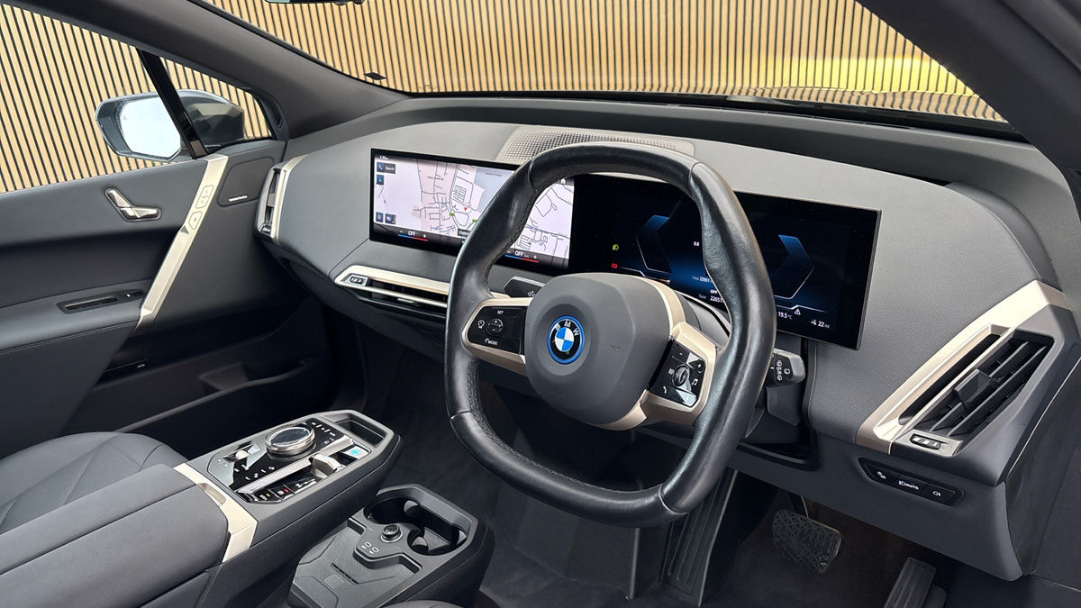 BMW iX Image 5