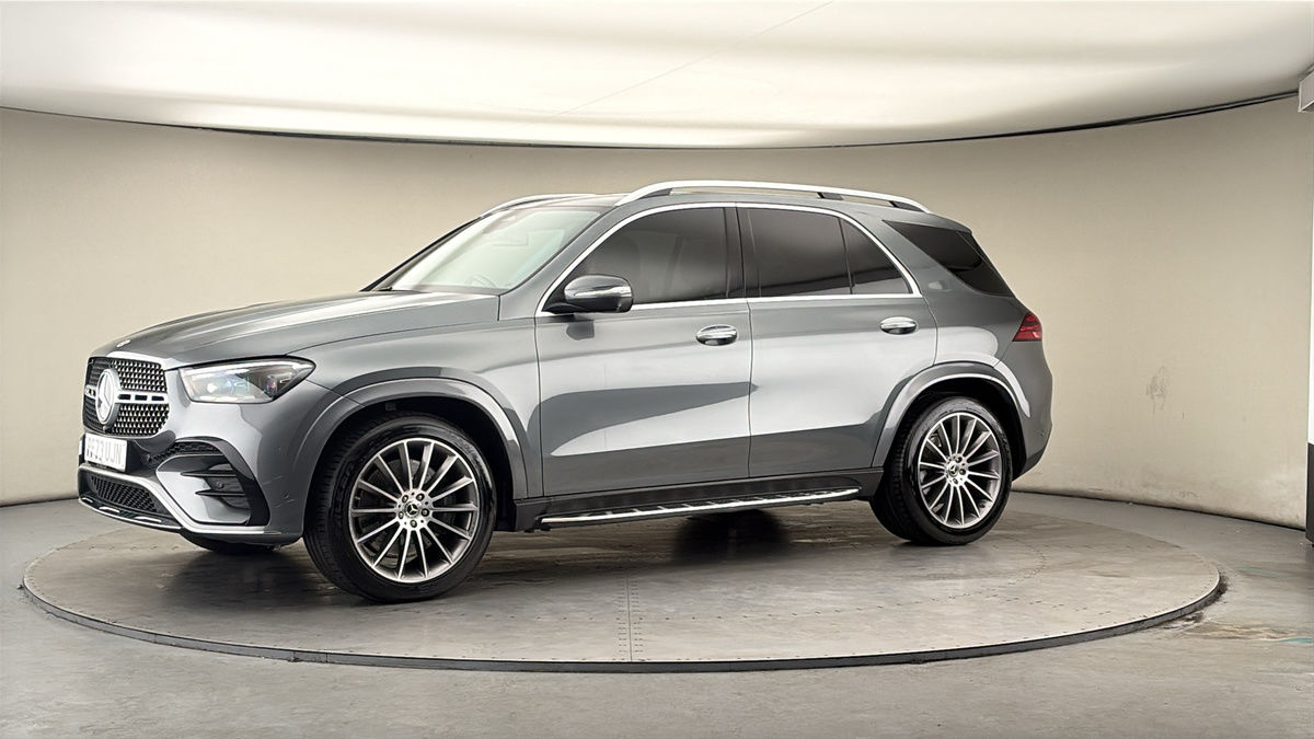 More views of Mercedes-Benz GLE
