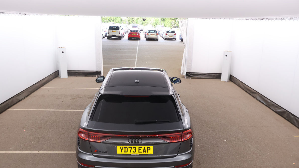 Audi RSQ8 Image 8
