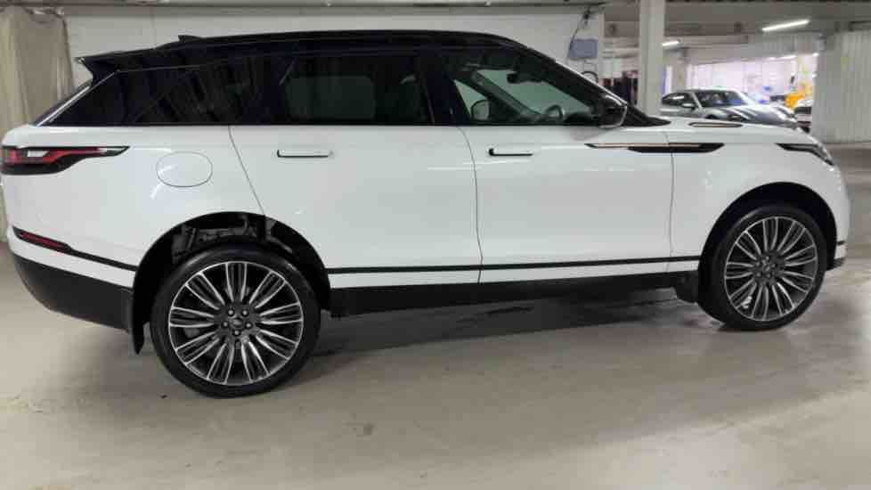 More views of Land Rover Range Rover Velar