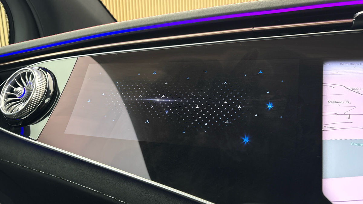 Mercedes-Benz EQE Image 39