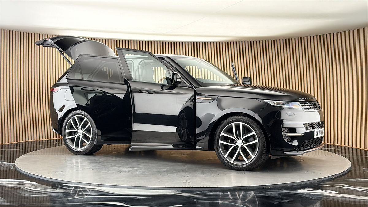 More views of Land Rover Range Rover Sport
