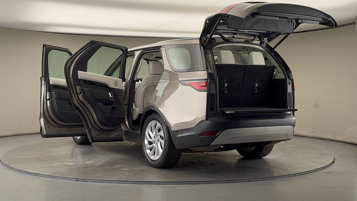 Land Rover Discovery Image 23