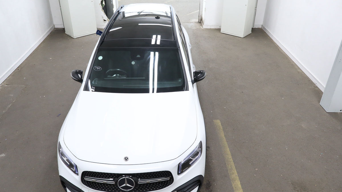 Mercedes-Benz GLB Image 7