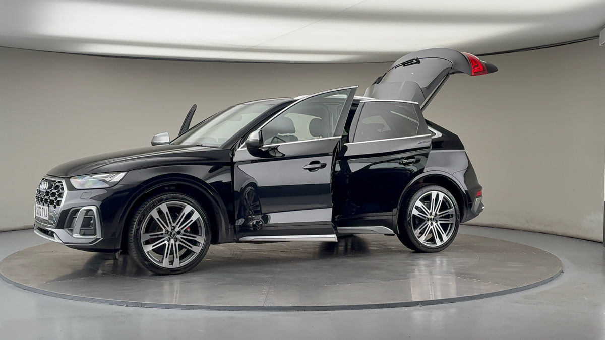 More views of Audi SQ5
