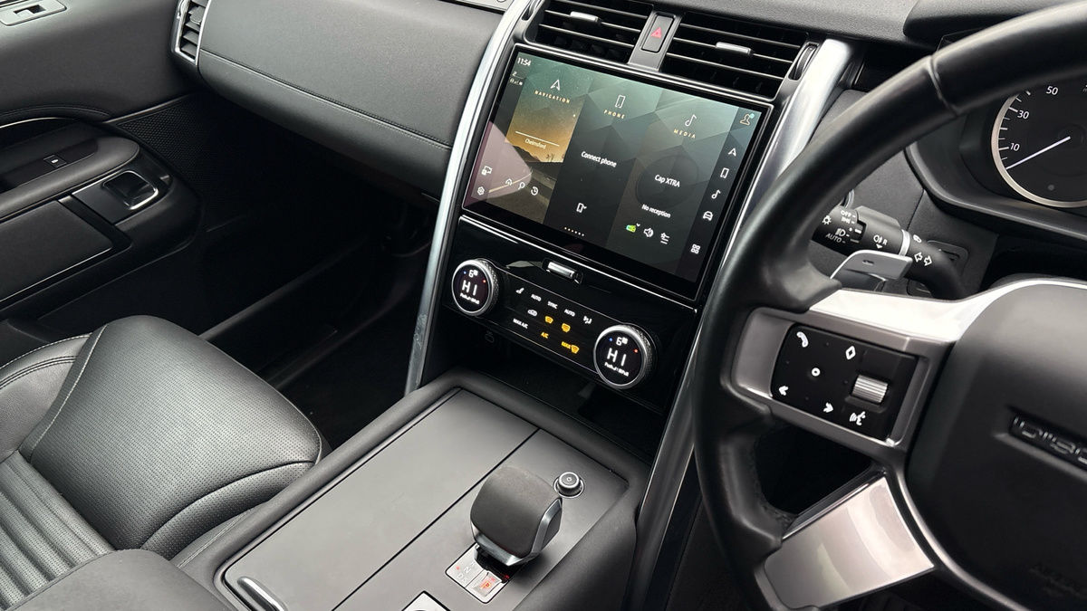 Land Rover Discovery Image 18