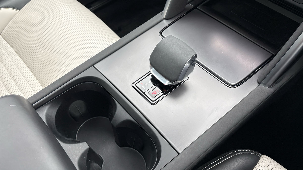 Land Rover Discovery Sport Image 18