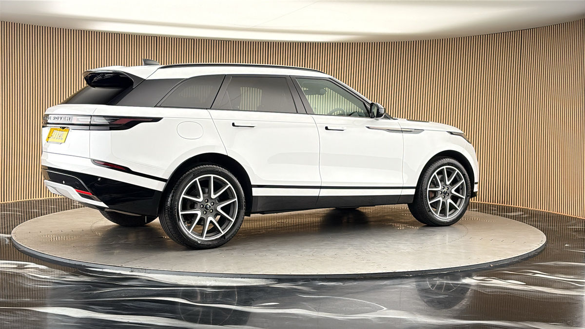 More views of Land Rover Range Rover Velar