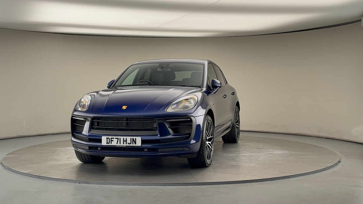 More views of Porsche Macan