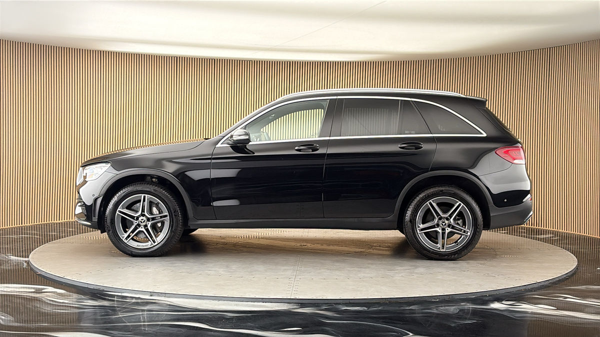 Mercedes-Benz GLC Image 15