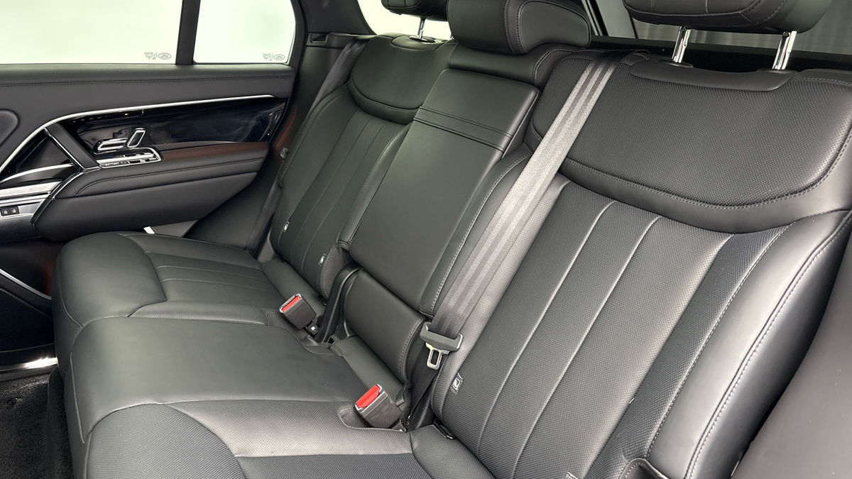 Land Rover Range Rover Image 8