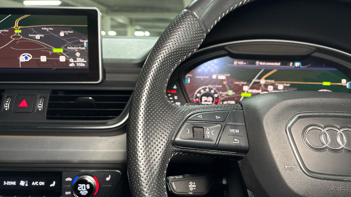 Audi Q5 Image 13