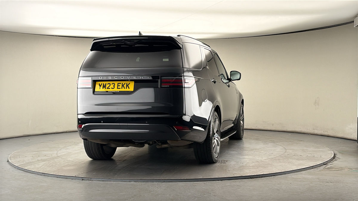 More views of Land Rover Discovery